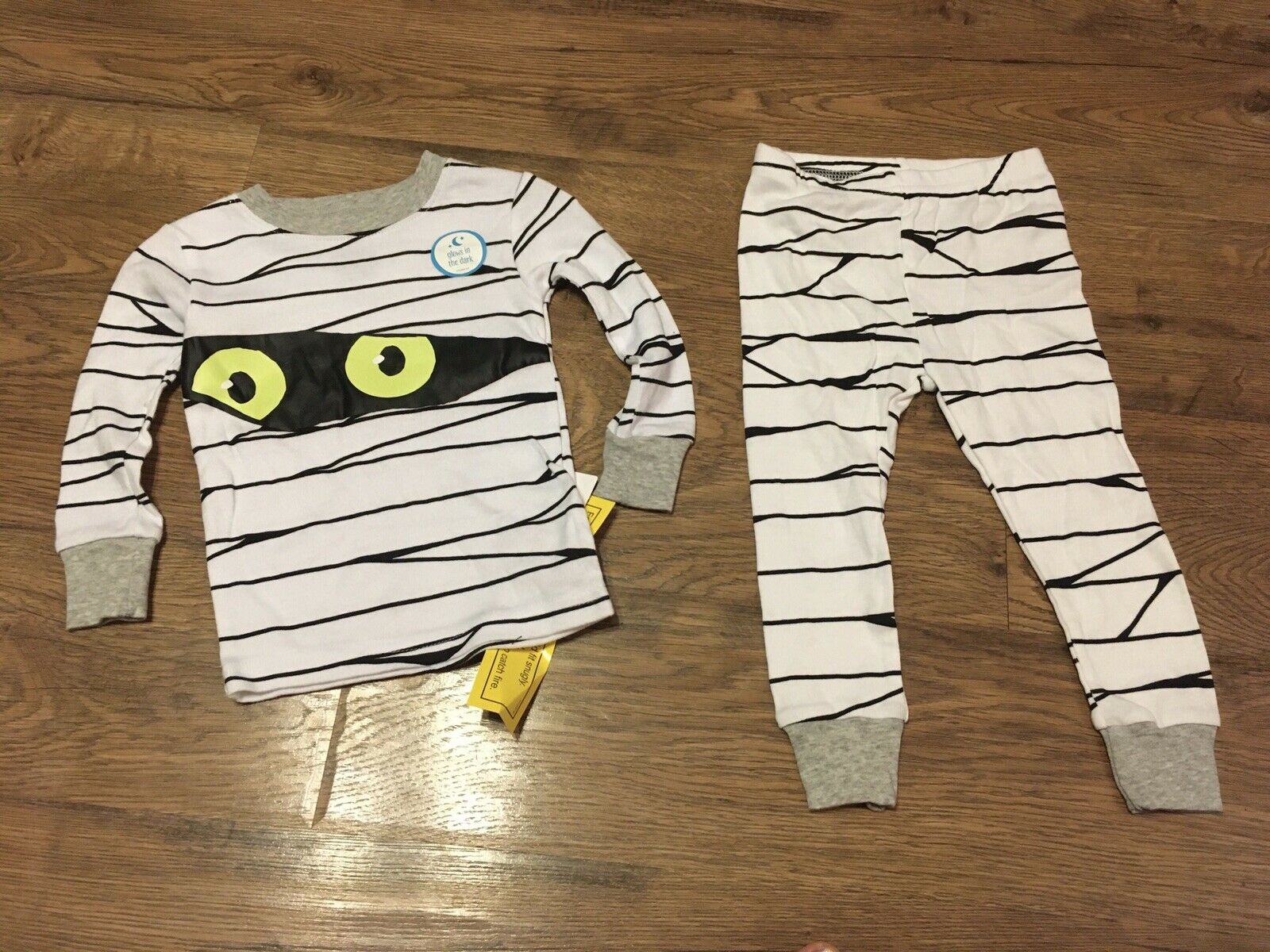 Nwt~toddler Boys Pajamas Halloween Mummy Glow In The Dark~size 18 Months~carters